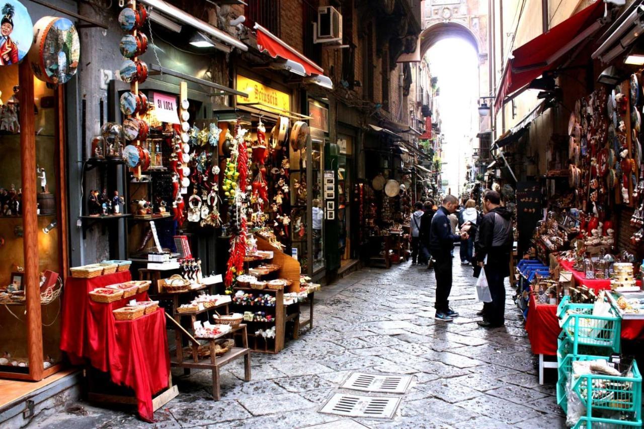 Le Vie Del Centro - B&B Неаполь Экстерьер фото